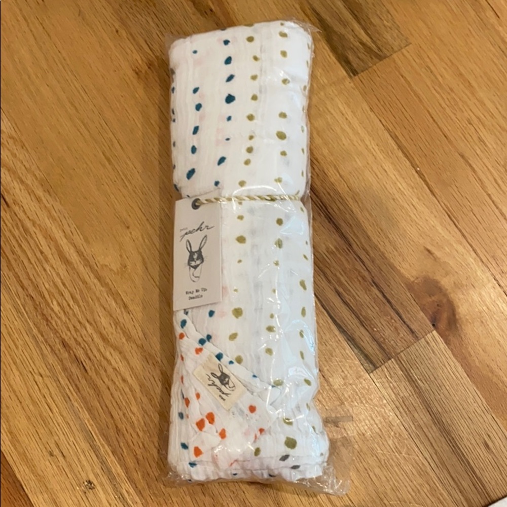 Petit Pehr swaddle NWT